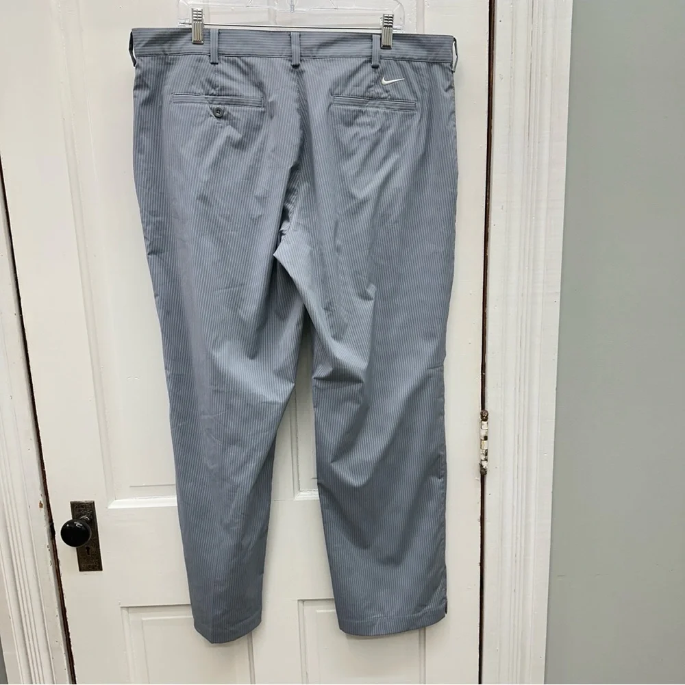 Nike Golf dri fit athletic pants grey white pin stripe men's chinos 38 x‎ 30